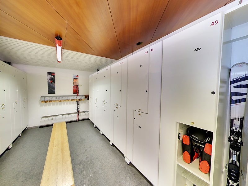 Ski hire shop Sport Fuchs in Liftweg 1 [Talstation Gondelbahn], Brixen im Thale
